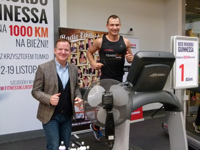 Tumko rozpoczął atak (zdjęcia)