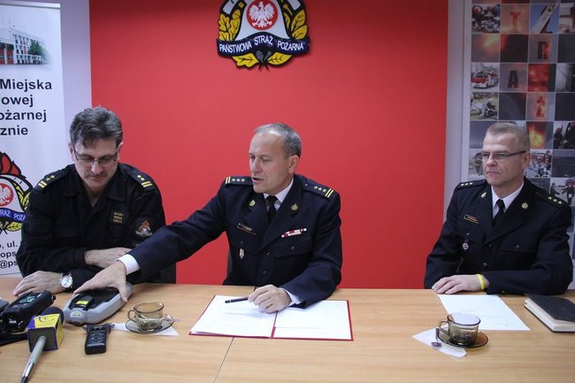 Strażacy już trenują w nowej komorze (zdjęcia)