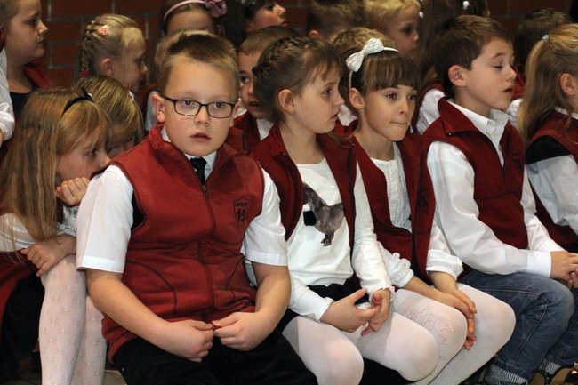 Zostali uczniami SP 13 (zdjęcia)