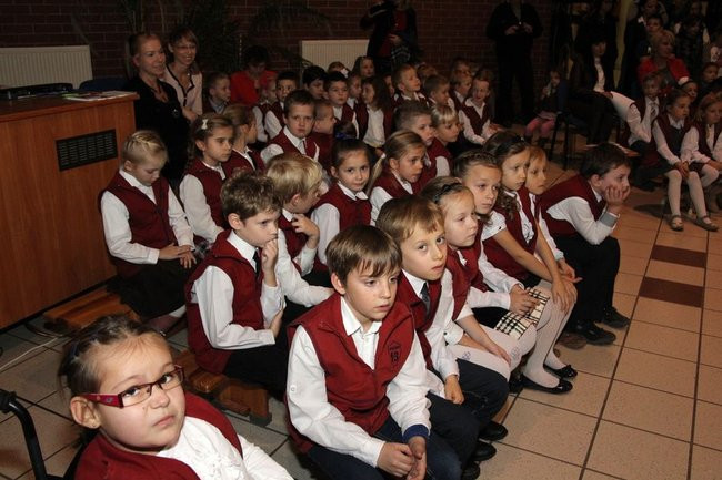 Zostali uczniami SP 13 (zdjęcia)
