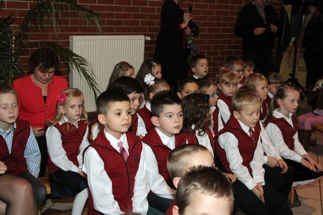 Zostali uczniami SP 13 (zdjęcia)