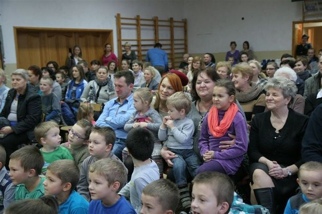 Rodzice wystąpili dla dzieci (zdjęcia)