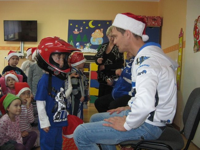 Damian Baliński w roli Mikołaja (zdjęcia)