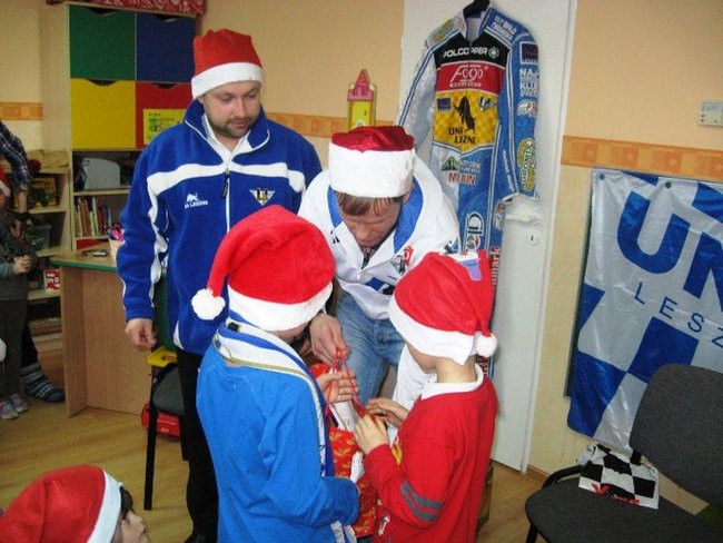 Damian Baliński w roli Mikołaja (zdjęcia)