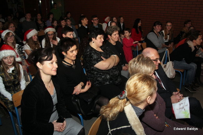 Świąteczna gala w Gimnazjum 9 (zdjęcia)