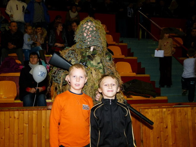 Mikołaj niebieski jak leszczyńskie Byki (zdjęcia)