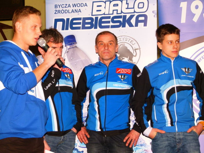 Mikołaj niebieski jak leszczyńskie Byki (zdjęcia)