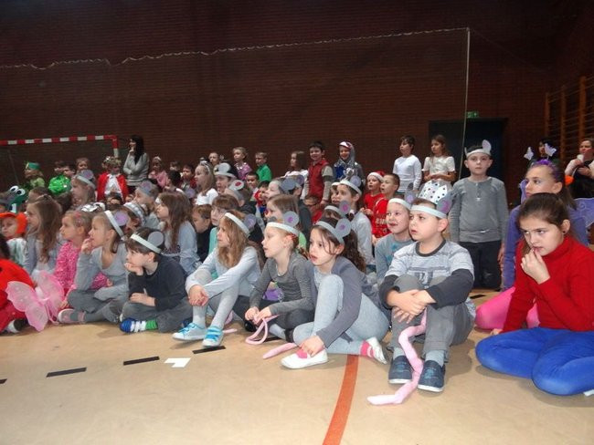 Baśniowa Integracja w SP 13 (zdjęcia)