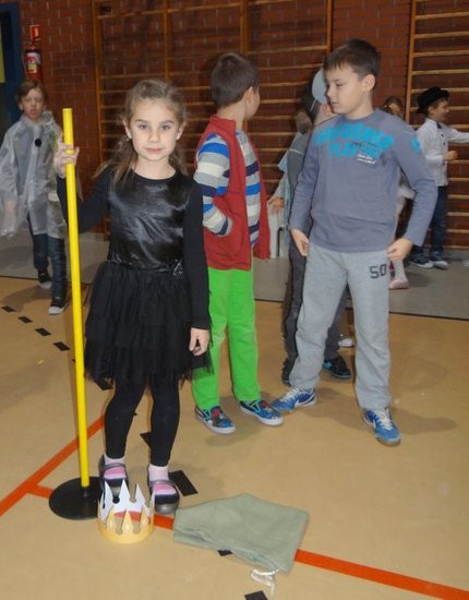 Baśniowa Integracja w SP 13 (zdjęcia)