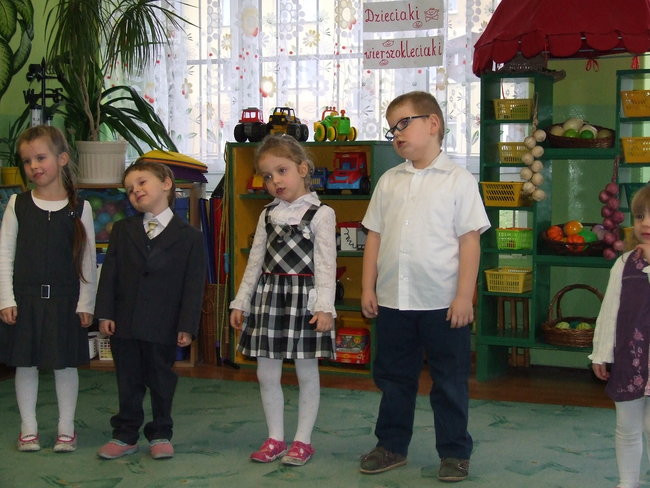 Dzieciaki wierszokleciaki (zdjęcia)