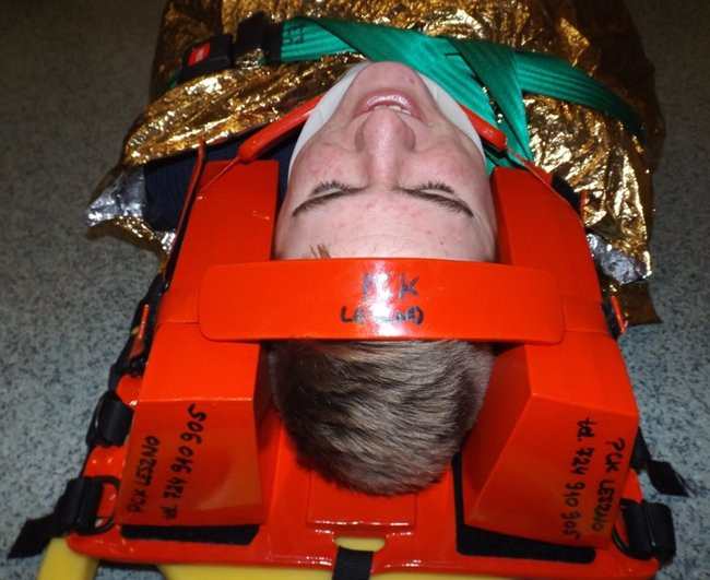 Młodzież z PCK na biwaku (zdjęcia)