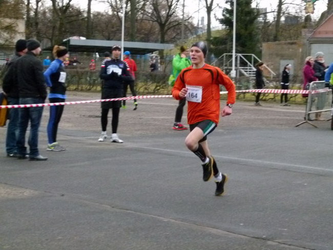 Trzystu sylwestrowych biegaczy ( zdjęcia)