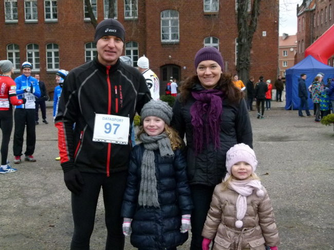 Trzystu sylwestrowych biegaczy ( zdjęcia)