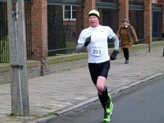 Trzystu sylwestrowych biegaczy ( zdjęcia)