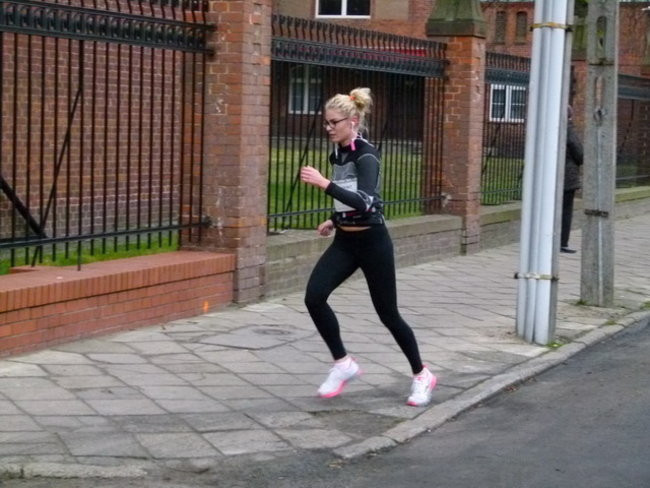 Trzystu sylwestrowych biegaczy ( zdjęcia)