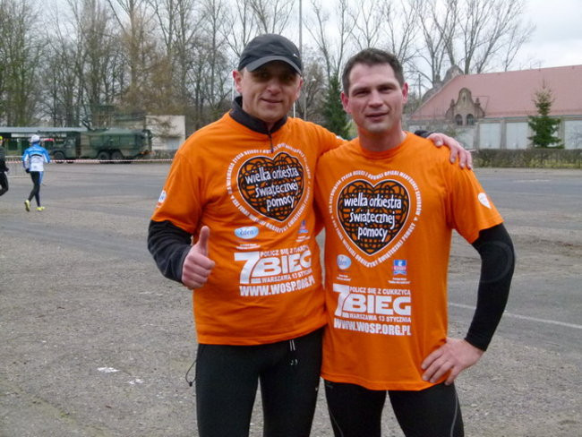 Trzystu sylwestrowych biegaczy ( zdjęcia)