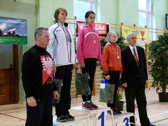 Trzystu sylwestrowych biegaczy ( zdjęcia)