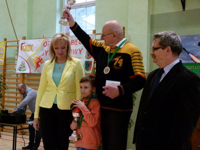 Trzystu sylwestrowych biegaczy ( zdjęcia)