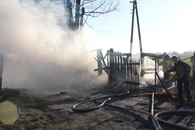 Pożar w Wilkowicach (zdjęcia)