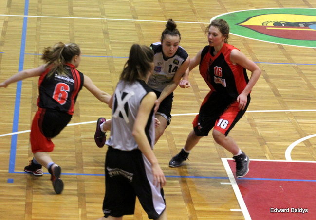 Tęczowe wygrywają (zdjęcia)