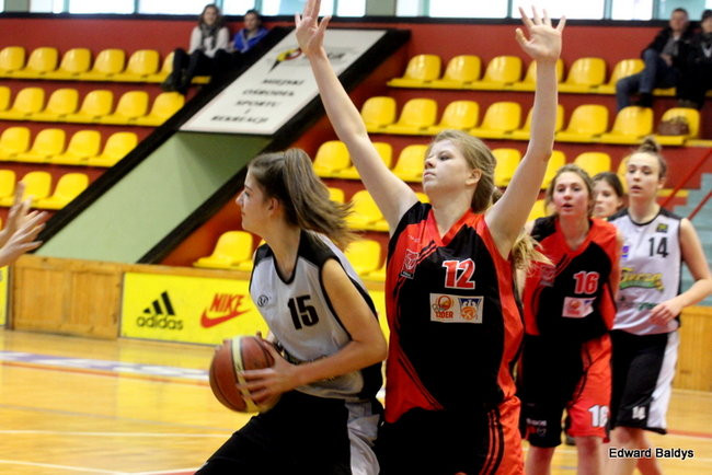 Tęczowe wygrywają (zdjęcia)