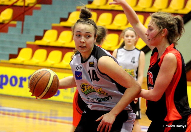 Tęczowe wygrywają (zdjęcia)