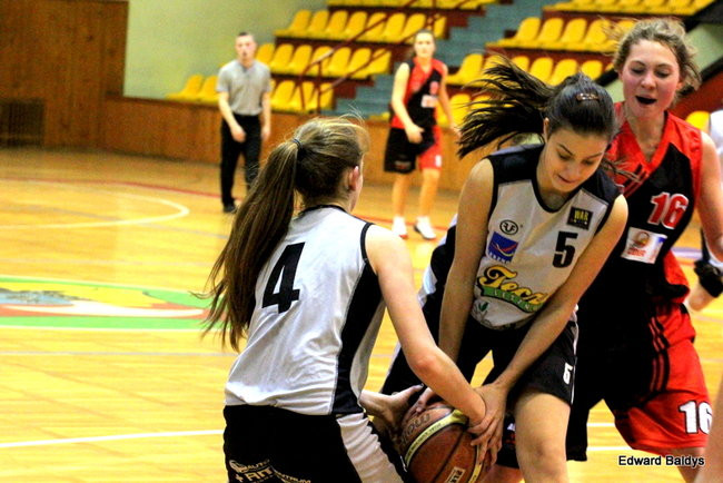 Tęczowe wygrywają (zdjęcia)