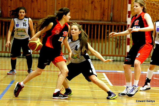 Tęczowe wygrywają (zdjęcia)