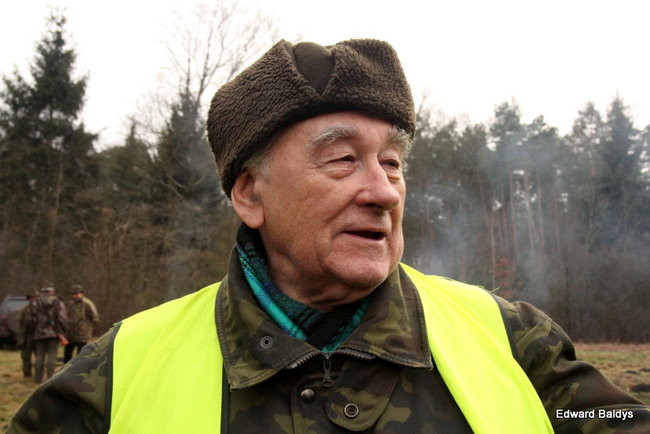 Kilkudziesięciu myśliwych na polowaniu (zdjęcia)