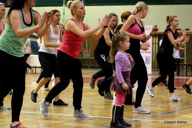 Przez trzy godziny tańczyli Zumbe (zdjęcia)