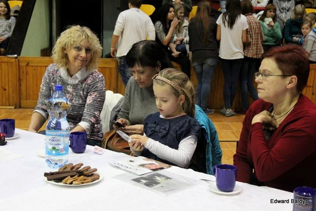 Przez trzy godziny tańczyli Zumbe (zdjęcia)