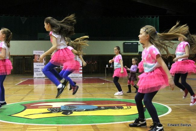 Przez trzy godziny tańczyli Zumbe (zdjęcia)