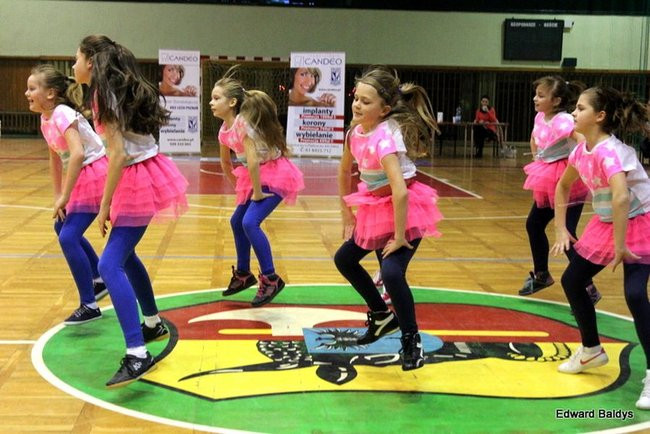 Przez trzy godziny tańczyli Zumbe (zdjęcia)