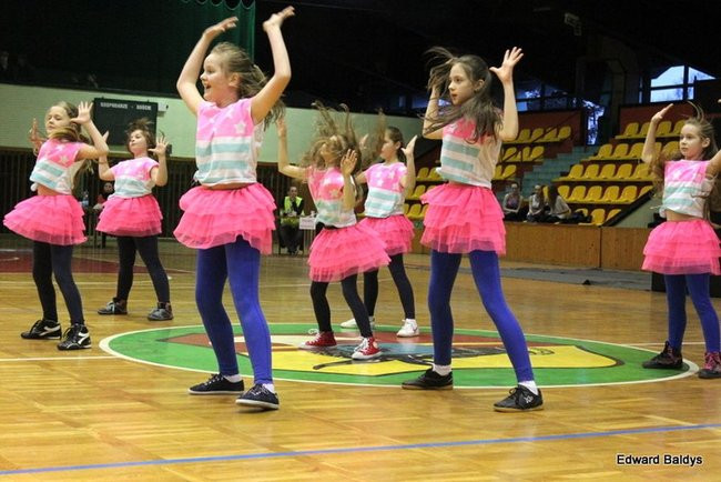 Przez trzy godziny tańczyli Zumbe (zdjęcia)