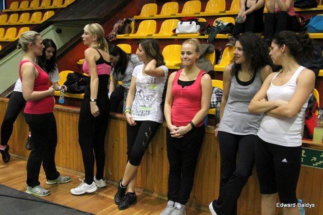 Przez trzy godziny tańczyli Zumbe (zdjęcia)