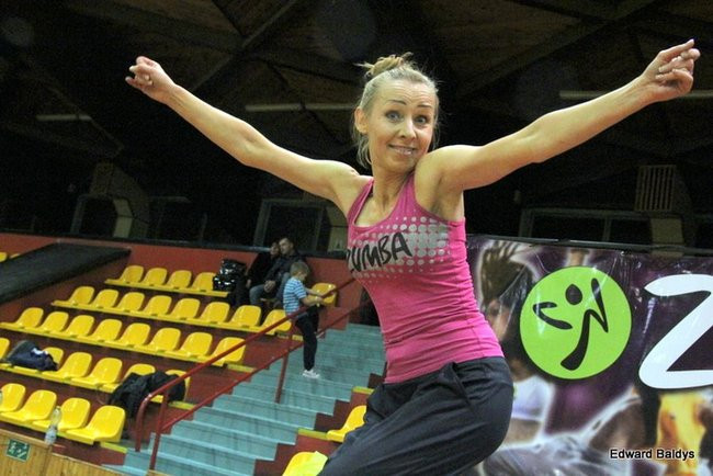 Przez trzy godziny tańczyli Zumbe (zdjęcia)