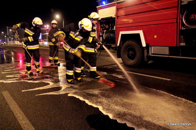 Mydło na jezdni (zdjęcia)