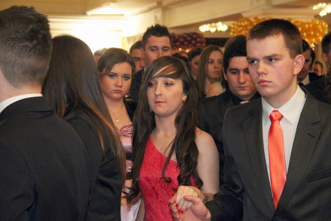 Sezon studniówkowy rozpoczęty (zdjęcia)