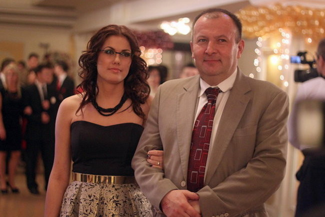 Sezon studniówkowy rozpoczęty (zdjęcia)