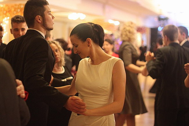 Sezon studniówkowy rozpoczęty (zdjęcia)