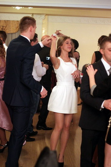 Sezon studniówkowy rozpoczęty (zdjęcia)