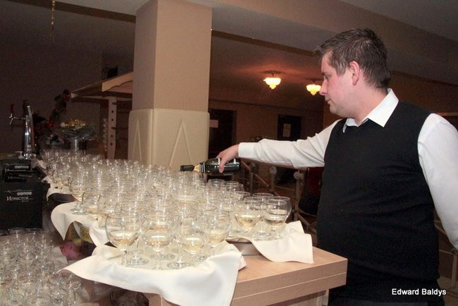 Pierwsza Studniówka Ekonomika (zdjęcia)