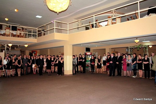 Pierwsza Studniówka Ekonomika (zdjęcia)