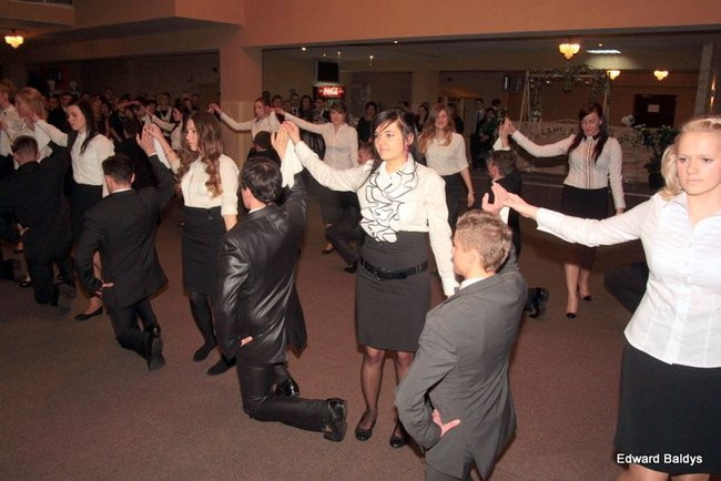 Pierwsza Studniówka Ekonomika (zdjęcia)