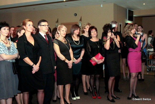 Pierwsza Studniówka Ekonomika (zdjęcia)