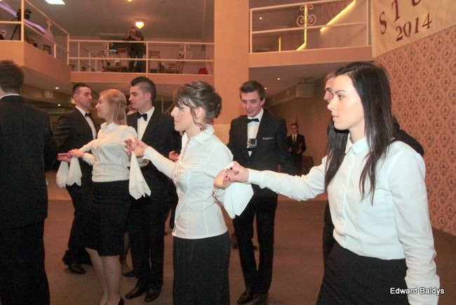 Pierwsza Studniówka Ekonomika (zdjęcia)