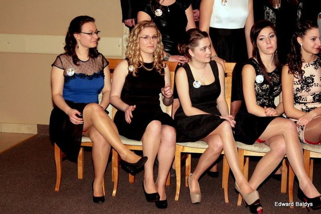 Pierwsza Studniówka Ekonomika (zdjęcia)