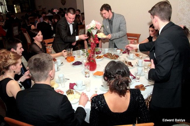 Pierwsza Studniówka Ekonomika (zdjęcia)