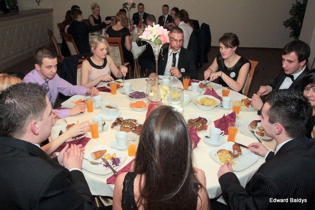 Pierwsza Studniówka Ekonomika (zdjęcia)