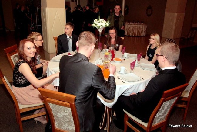 Pierwsza Studniówka Ekonomika (zdjęcia)